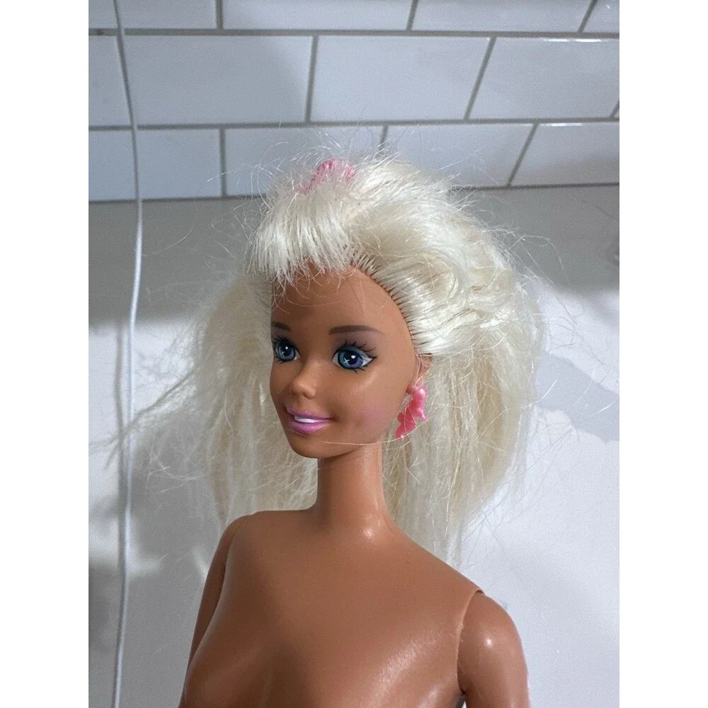 Vintage 1996 Barbie Bubbling Mermaid Doll Blonde Blue Tail Mattel 16131 Y2K